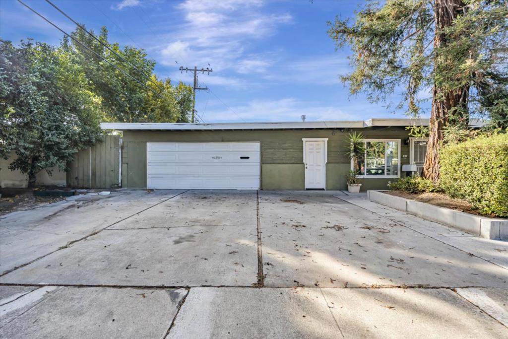 735 Lynwood Avenue, Mountain View, CA 94043