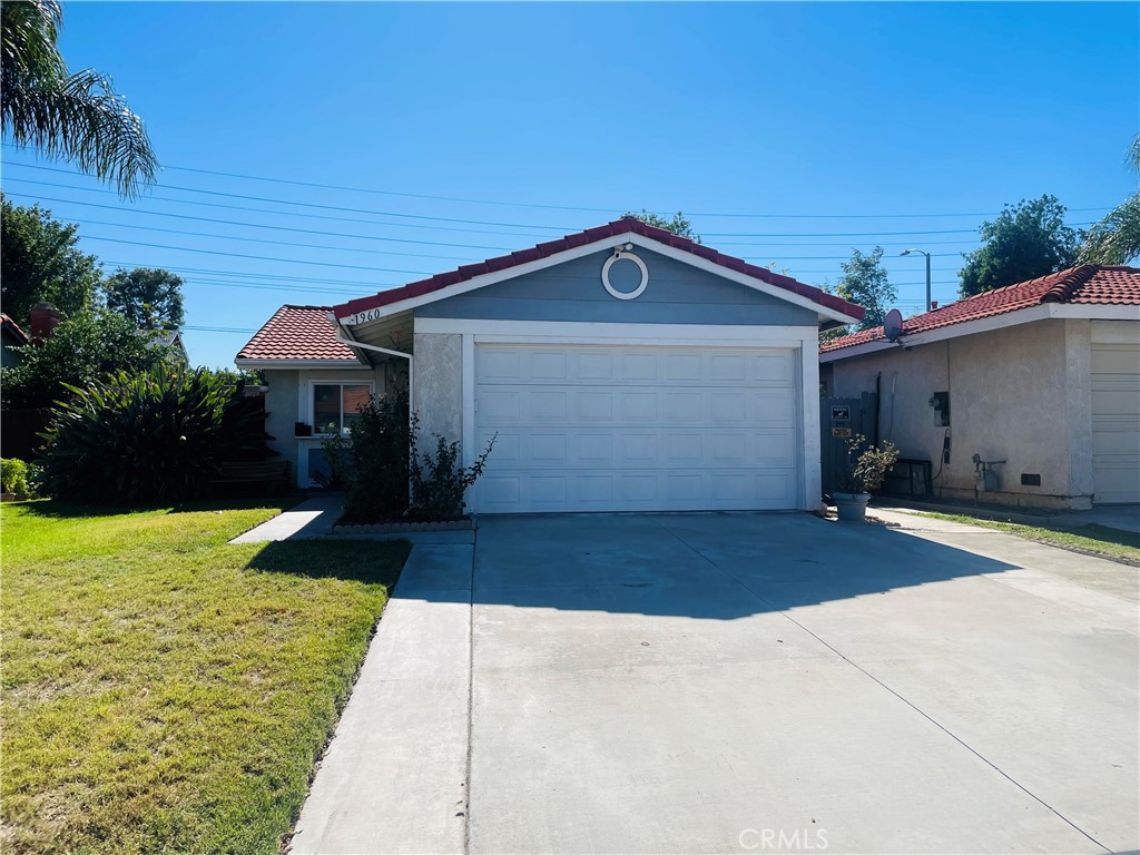 1960 Overland Street, Colton, CA 92324