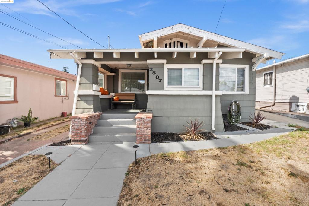 2807 23Rd Ave, Oakland, CA 94606