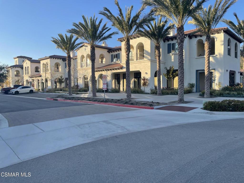 634 Camino Tierra Santa , #105 | Similar Property Thumbnail 2