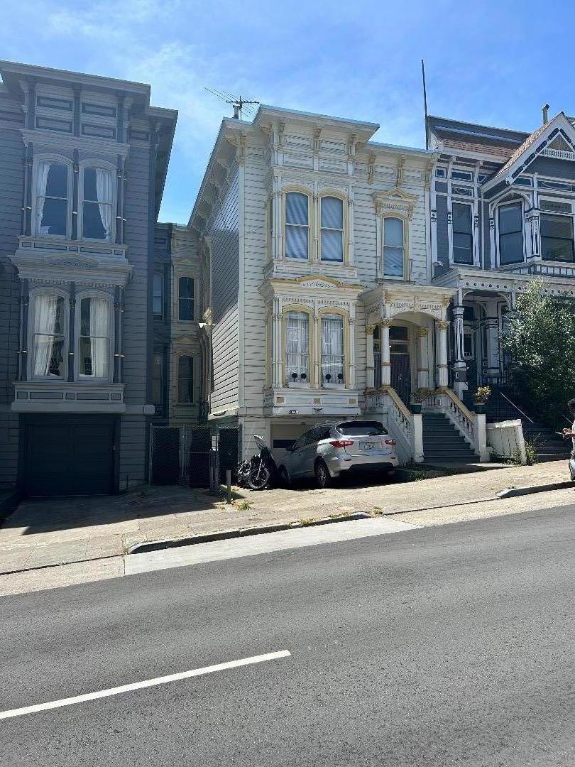 1629 Golden Gate Avenue, San Francisco, CA 94115