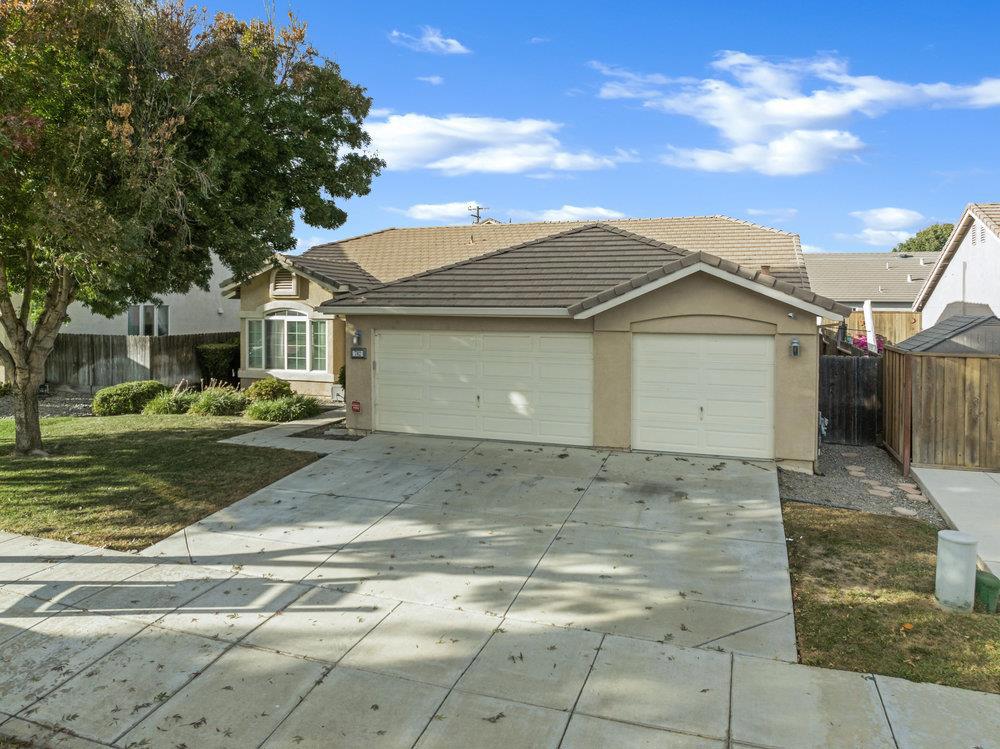 782 Tamarack Way, Los Banos, CA 93635