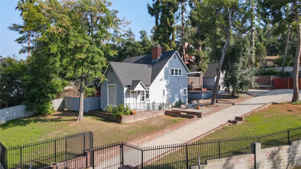 2856 Rock Glen Avenue, Los Angeles, CA 90041