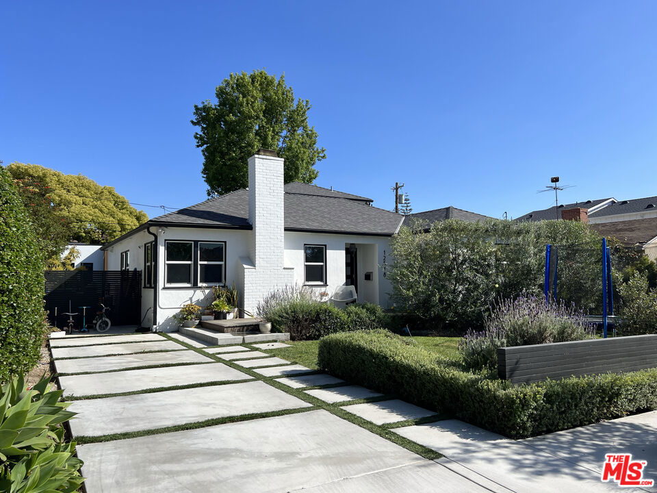 12518 Everglade Street, Los Angeles, CA 90066