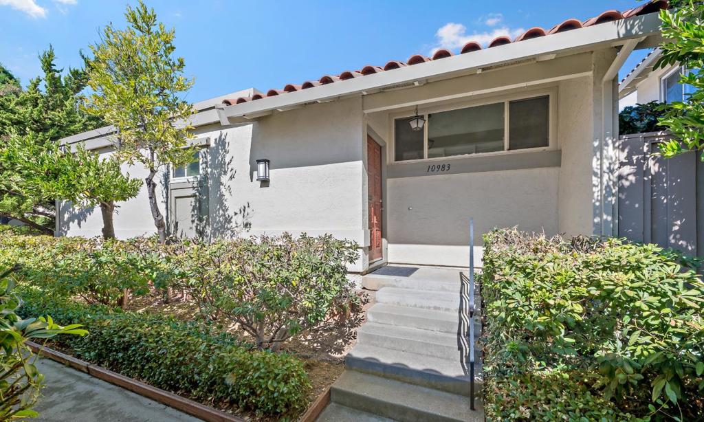 10983 Sweet Oak Street, Cupertino, CA 95014