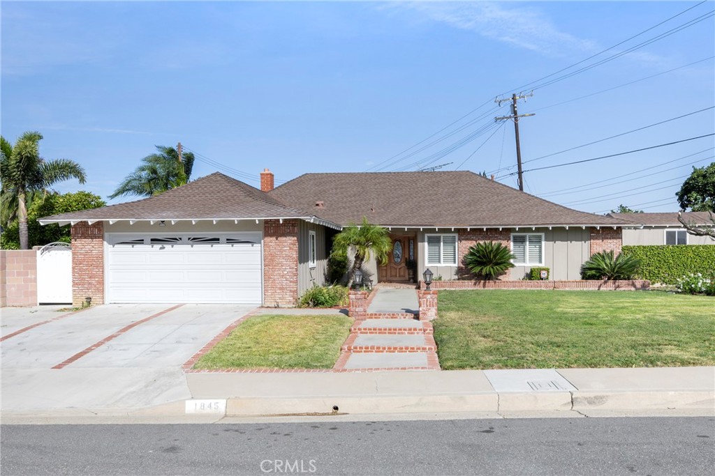 1845 E Sunview Drive, Orange, CA 92865