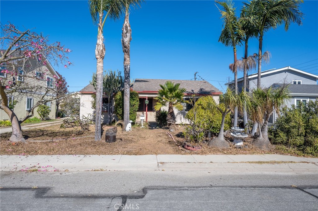 2411 Thomas Avenue, Redondo Beach, CA 90278