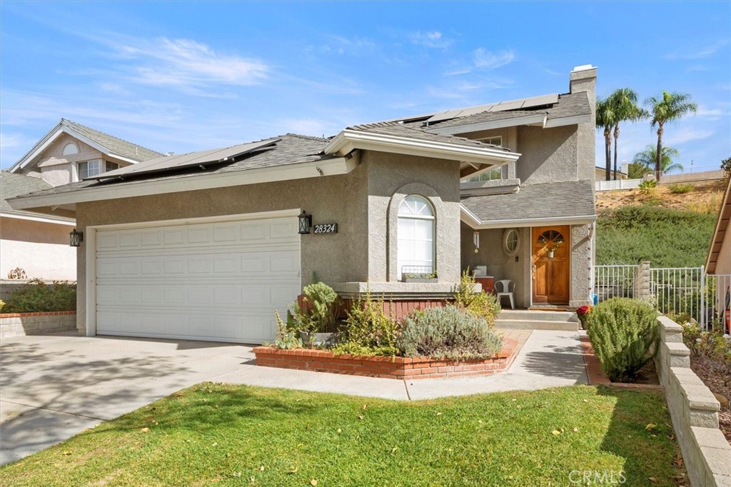 28324 Evergreen Lane, Saugus, CA 91390