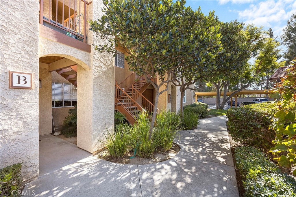 5390 Silver Canyon , #10B | Similar Property Thumbnail 4