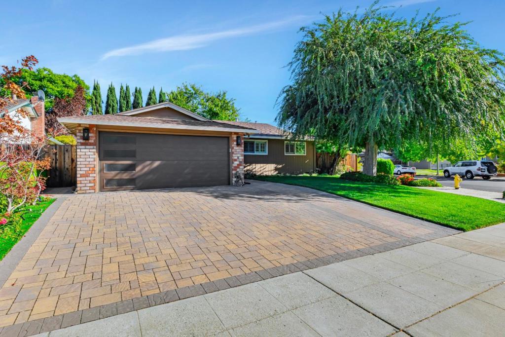 6268 Hokett Way, San Jose, CA 95123