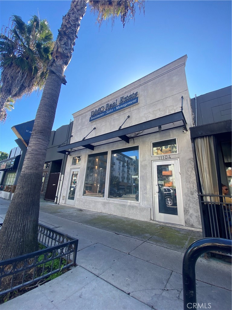 11104 Magnolia Boulevard | Similar Property Thumbnail