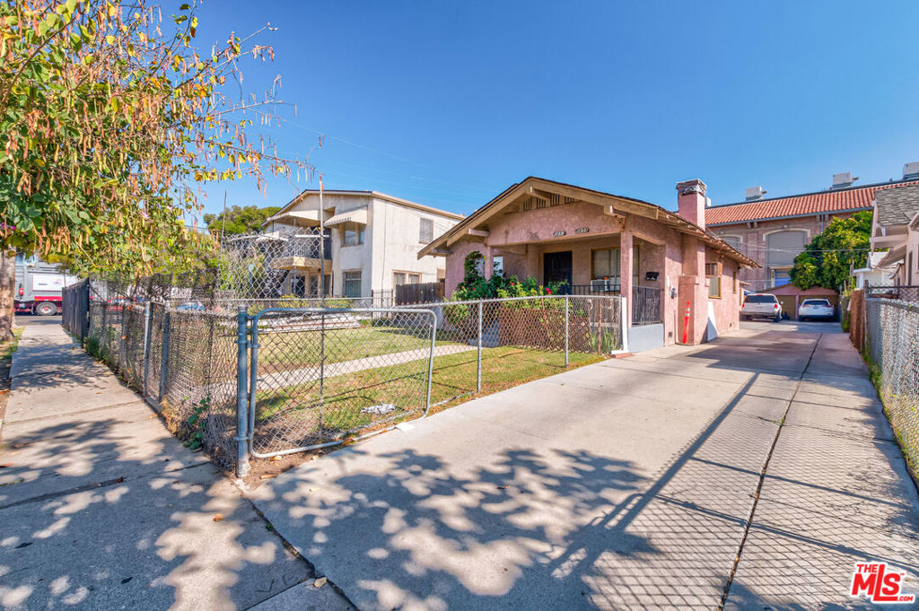 5851 La Mirada Avenue | Similar Property Thumbnail