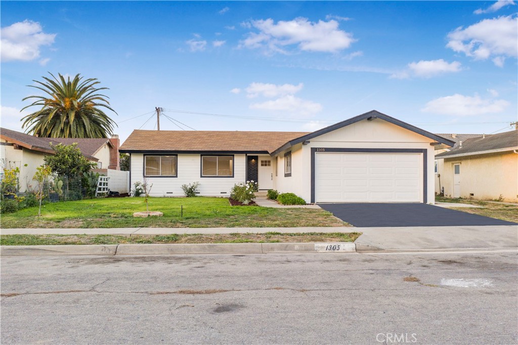 1305 W Prune Avenue, Lompoc, CA 93436