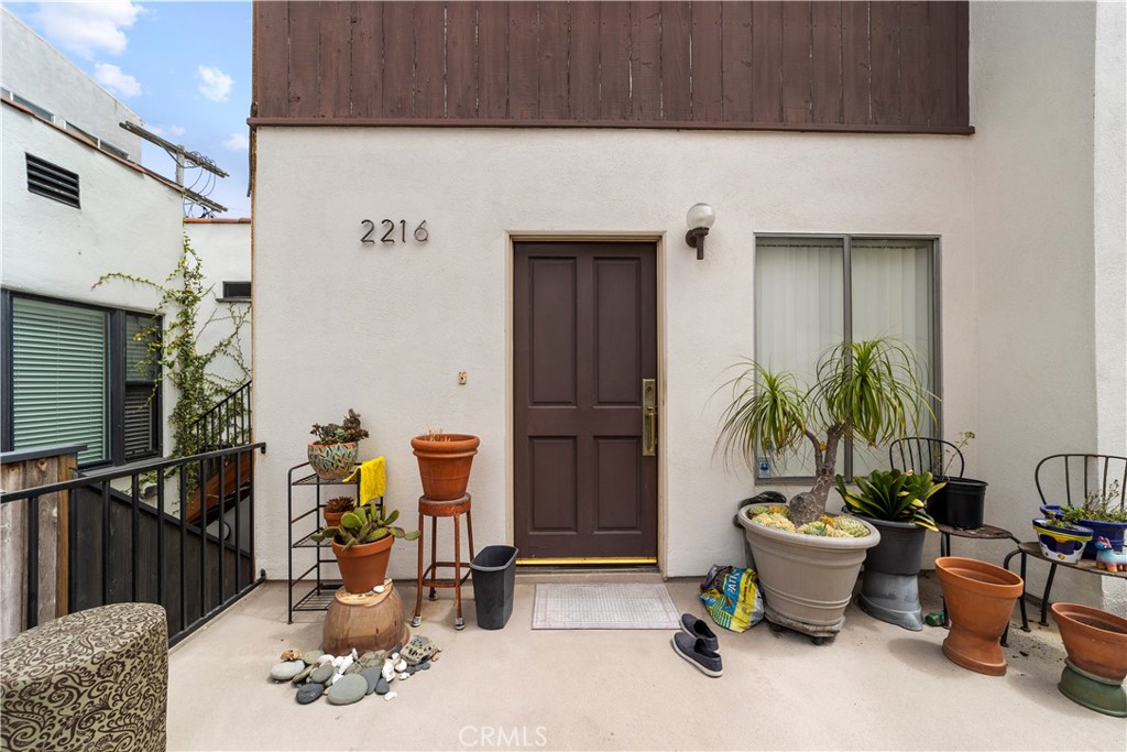 2216 Pacific Avenue, Venice, CA 90291