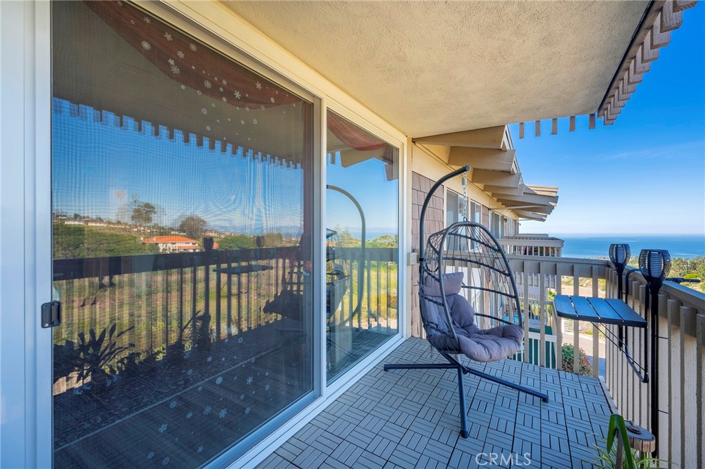 6542 Ocean Crest Drive, #D303, Rancho Palos Verdes, CA 90275