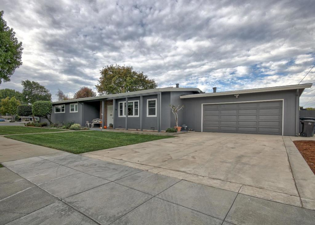 58 Sierra Drive, Salinas, CA 93901