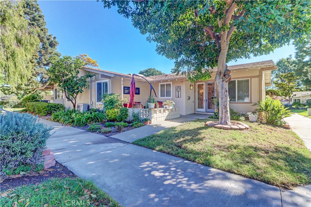 407 Ave Castilla , #D, Laguna Woods, CA 92637