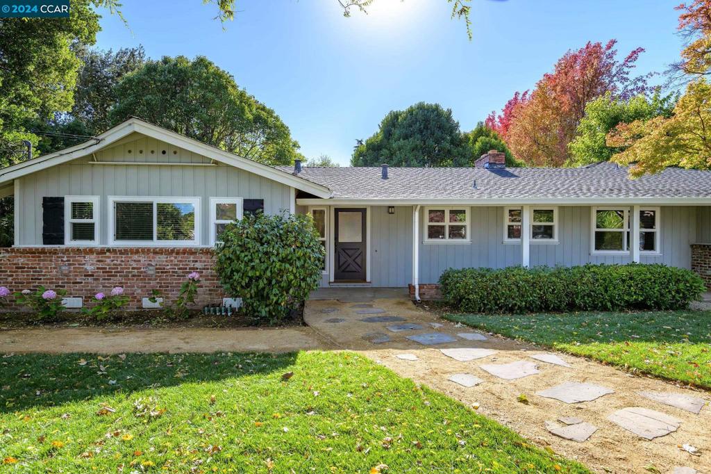 1195 Elmwood Dr, Walnut Creek, CA 94597