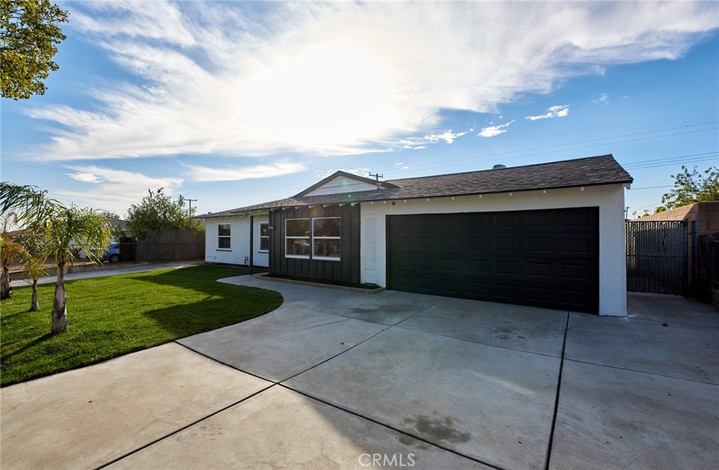 1020 S Willow Avenue, Rialto, CA 92376