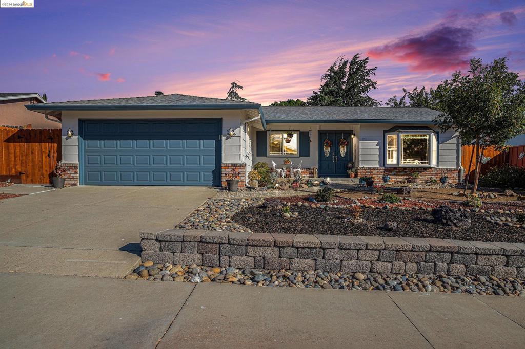 22 Buena Vis, Pittsburg, CA 94565