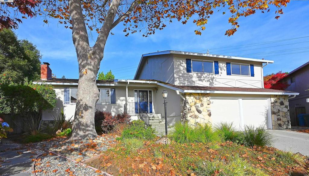 102 Northrop Pl, Santa Cruz, CA 95060