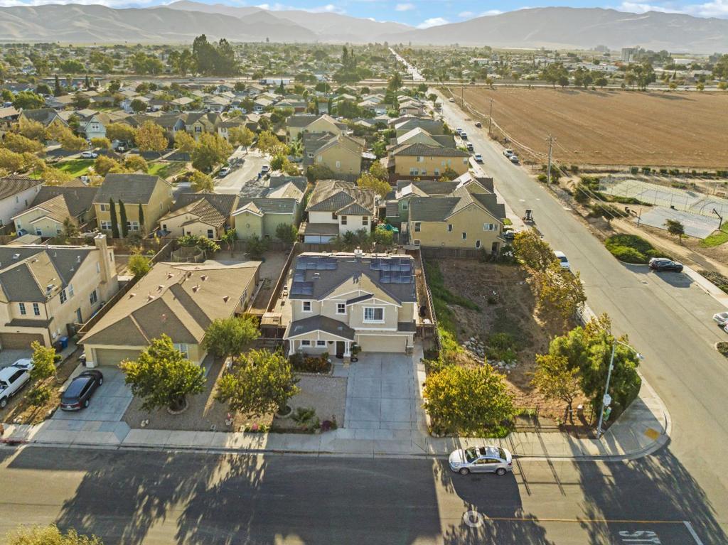 345 Las Manzanitas Drive, Greenfield, CA 93927