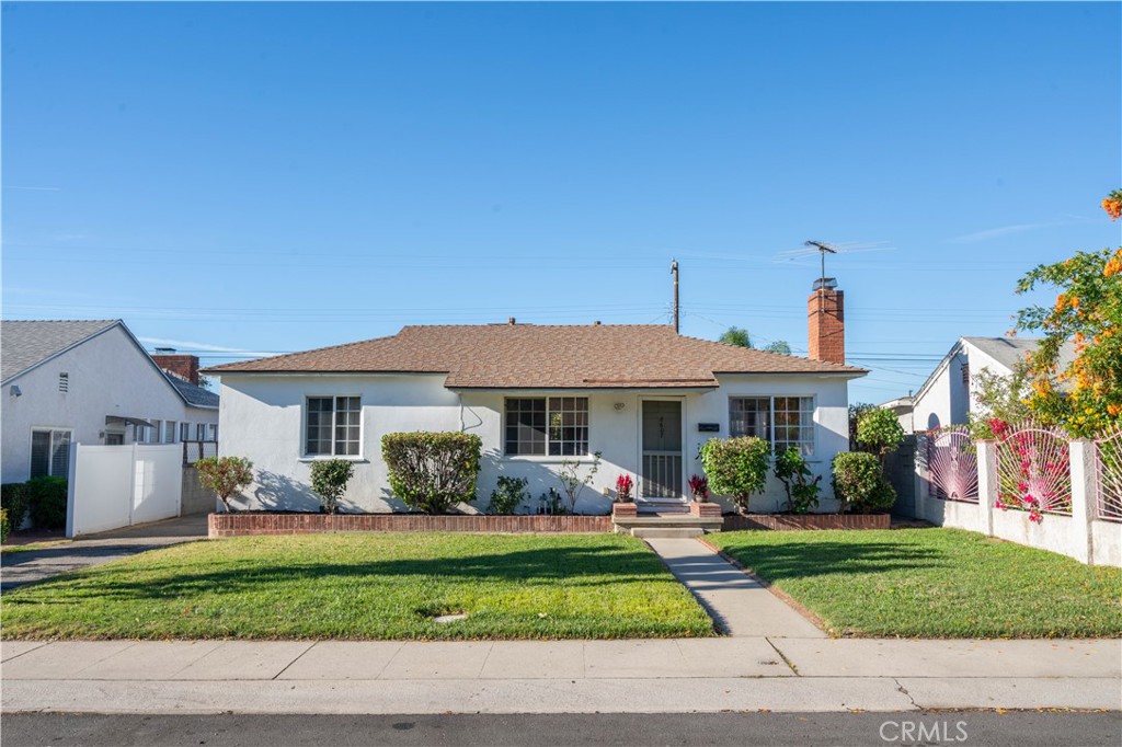 8607 Stansbury Avenue, Panorama City, CA 91402