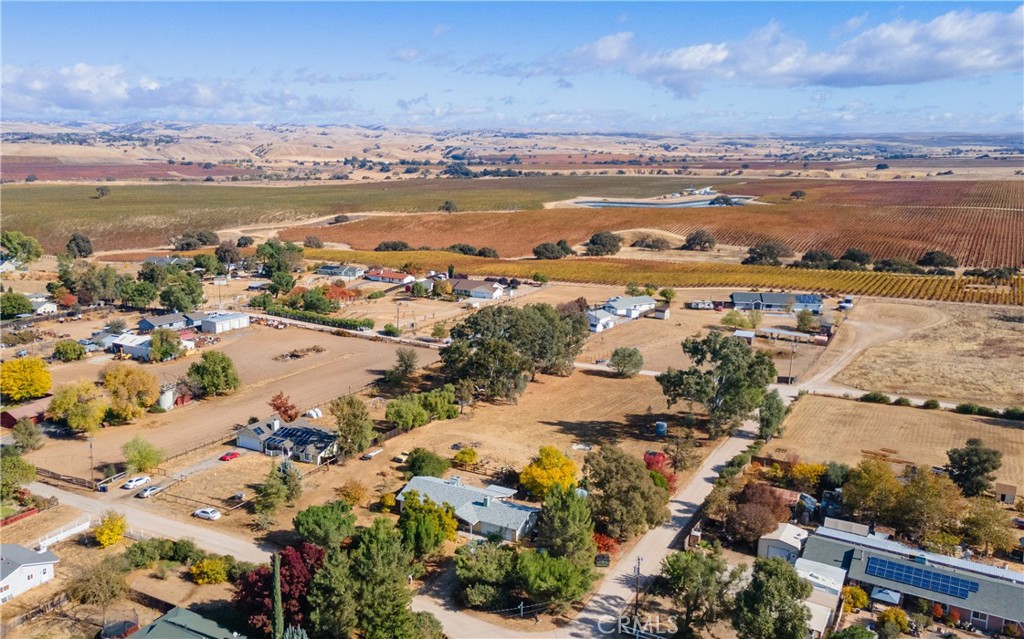 5320 Deer Creek Way, Paso Robles, CA 93446