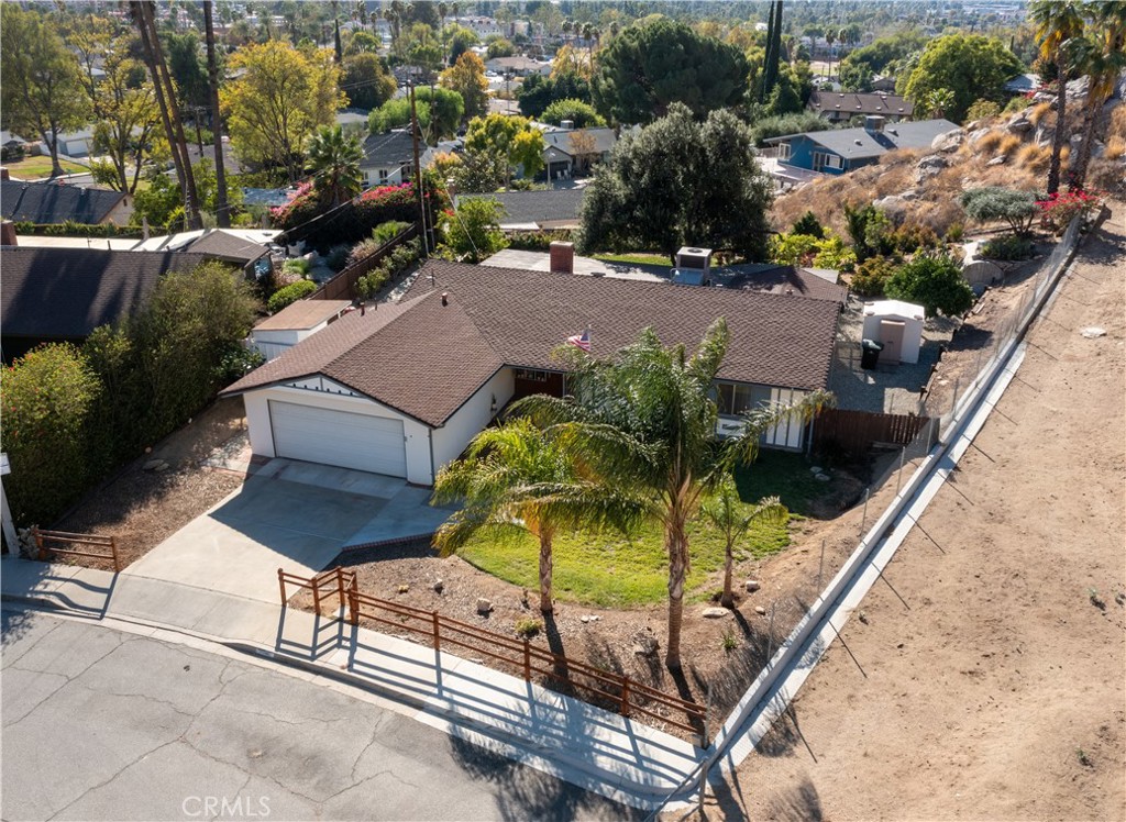 2527 Flanders Road, Riverside, CA 92507