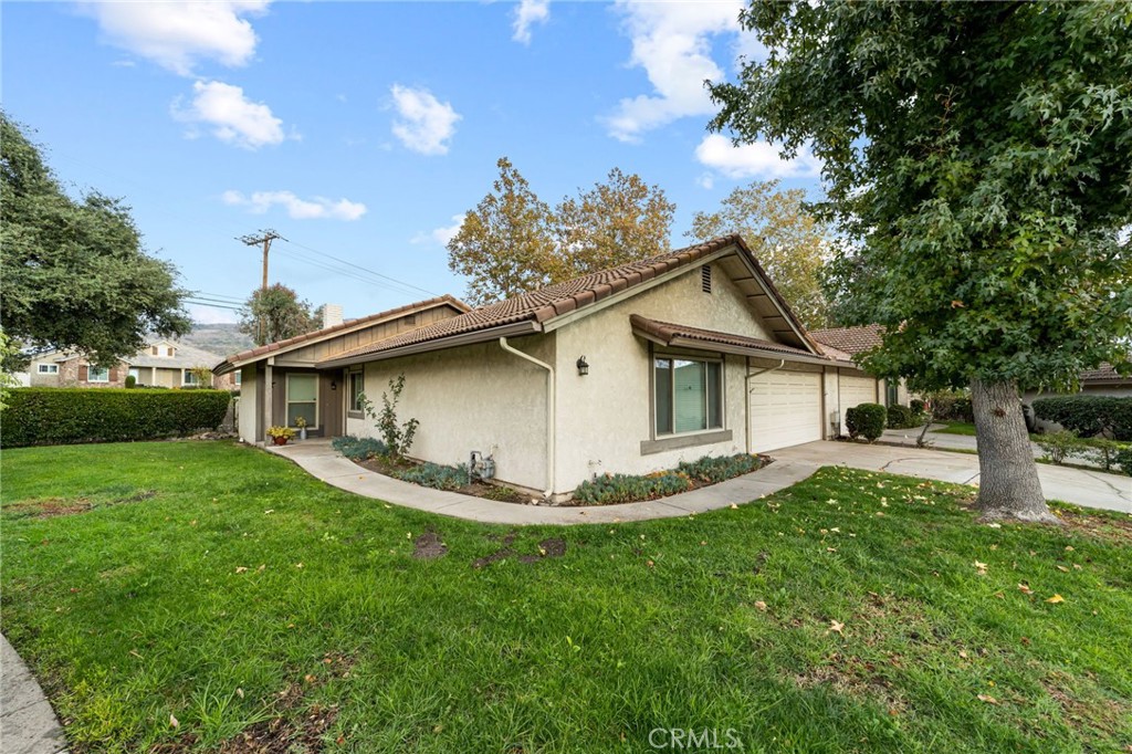 104 Oak Forest Circle, Glendora, CA 91741