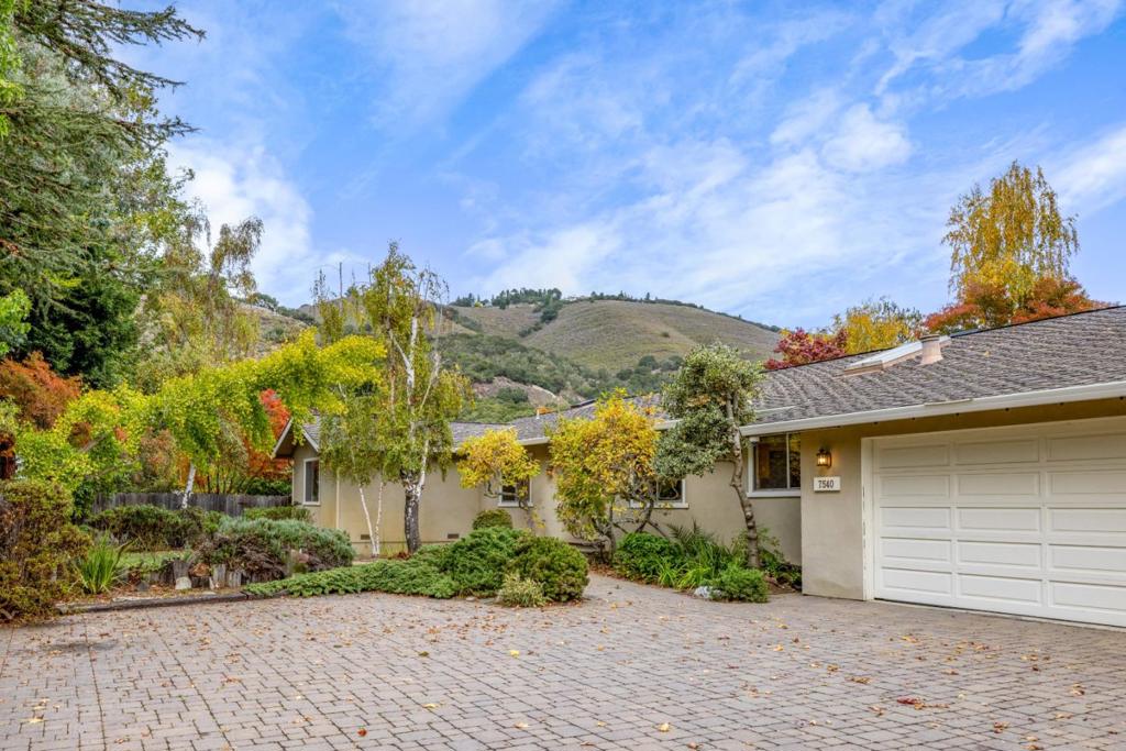 7540 Fern Court, Carmel Valley, CA 93923