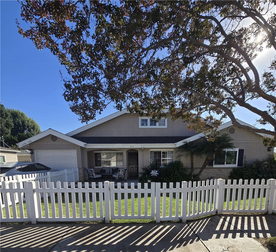 454 W Meda Avenue, Glendora, CA 91741