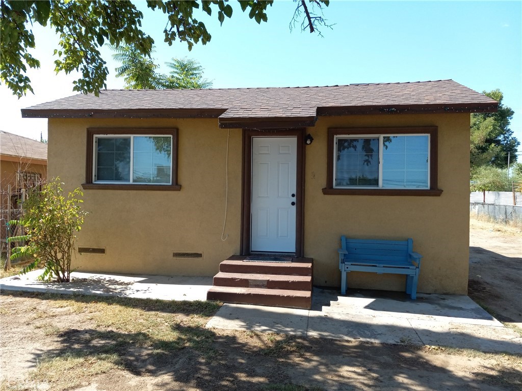 1209 Potomac Avenue, Bakersfield, CA 93307