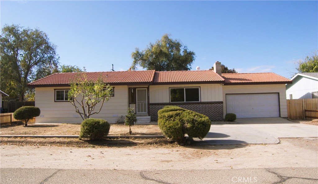 387 Mesa Grande Drive, Shandon, CA 93461