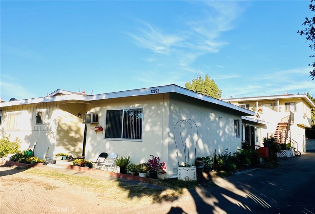 12922 Shackelford Ln | Similar Property Thumbnail