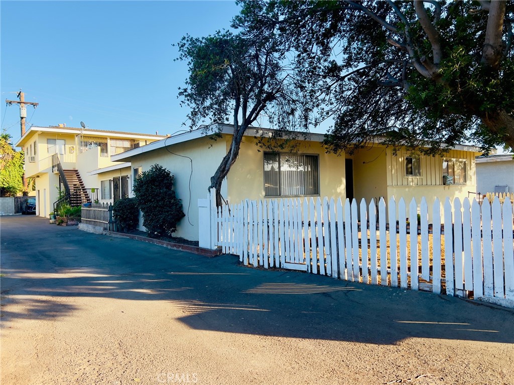 12932 Shackelford Ln | Similar Property Thumbnail 1