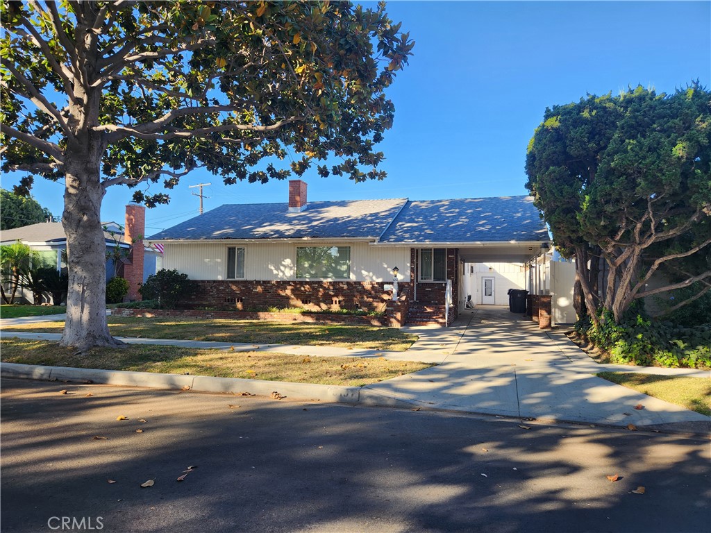 5151 E Walkerton Street, Long Beach, CA 90808