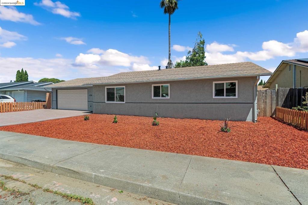 236 Maple St, Suisun City, CA 94585-2820