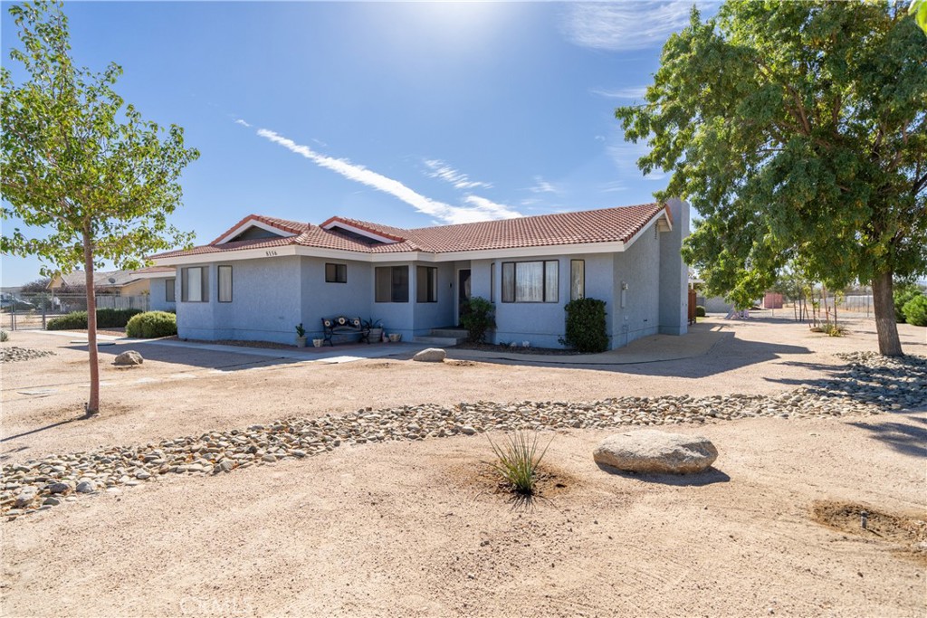 8156 W Ave E8, Lancaster, CA 93536