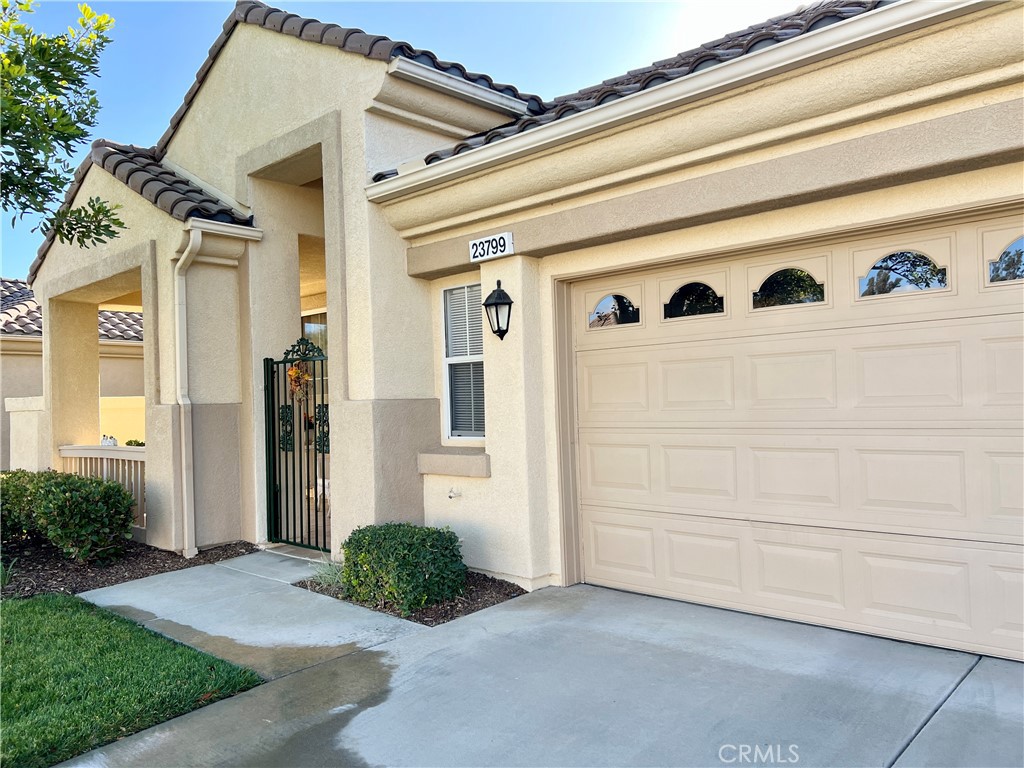 23799 Via Compadres, Murrieta, CA 92562