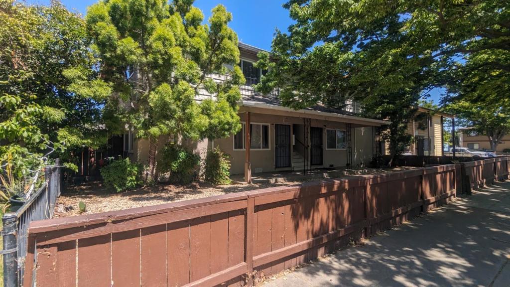 5677 Hoffman Court, San Jose, CA 95118