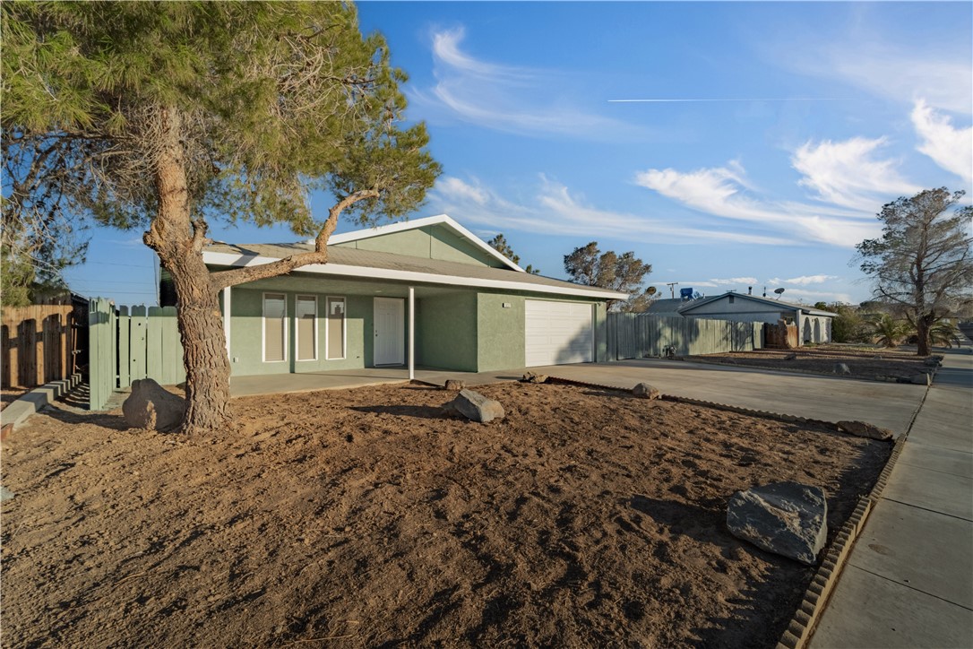 1032 S Farragut Street, Ridgecrest, CA 93555