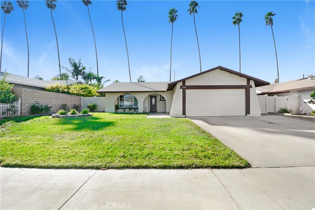 2962 Summerfield Lane, Riverside, CA 92503