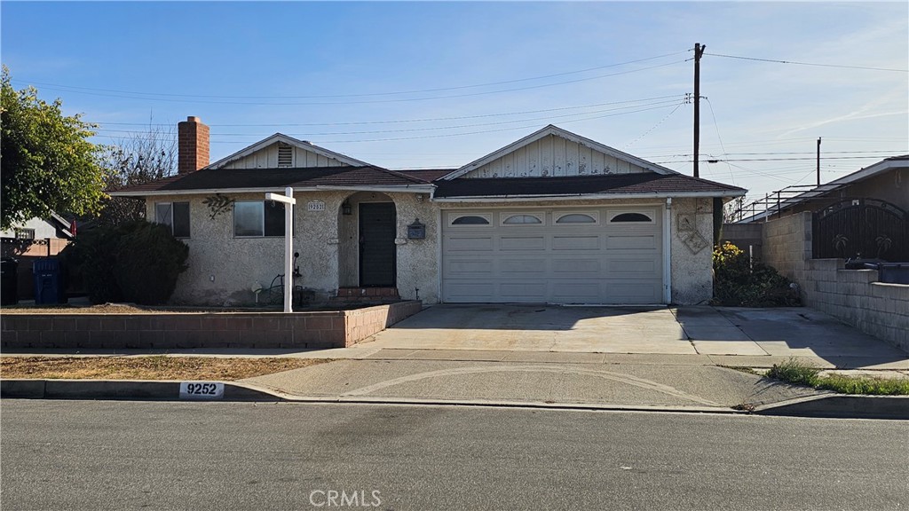 9252 Oasis Avenue, Westminster, CA 92683