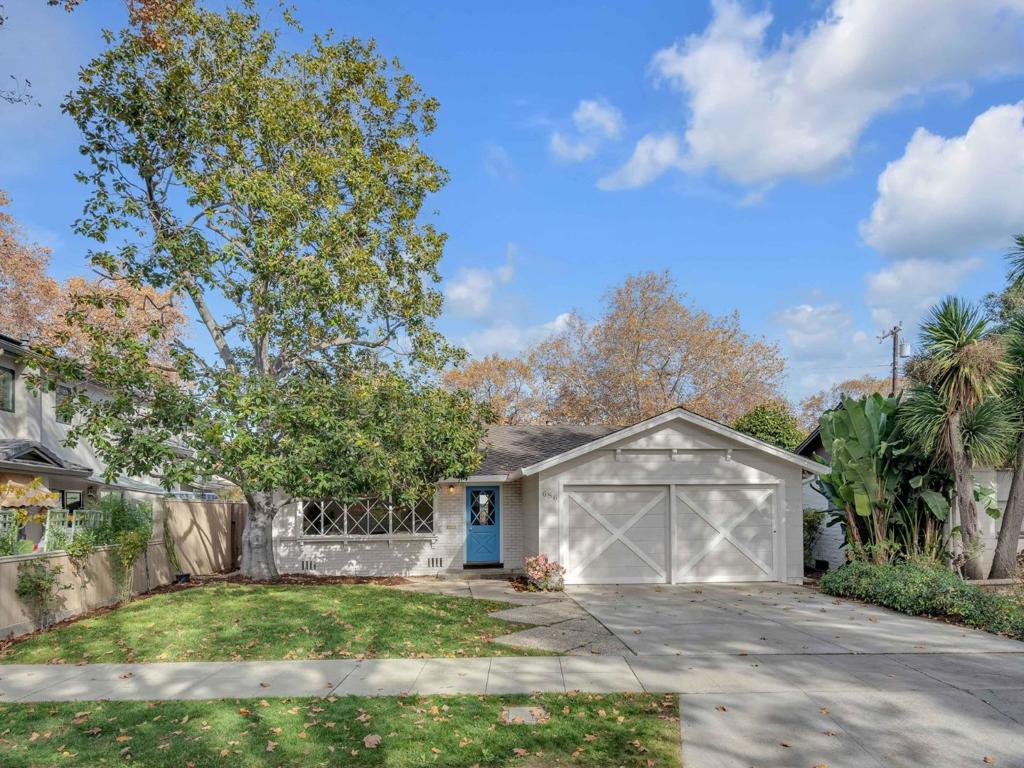 686 Fairmont Avenue, Mountain View, CA 94041