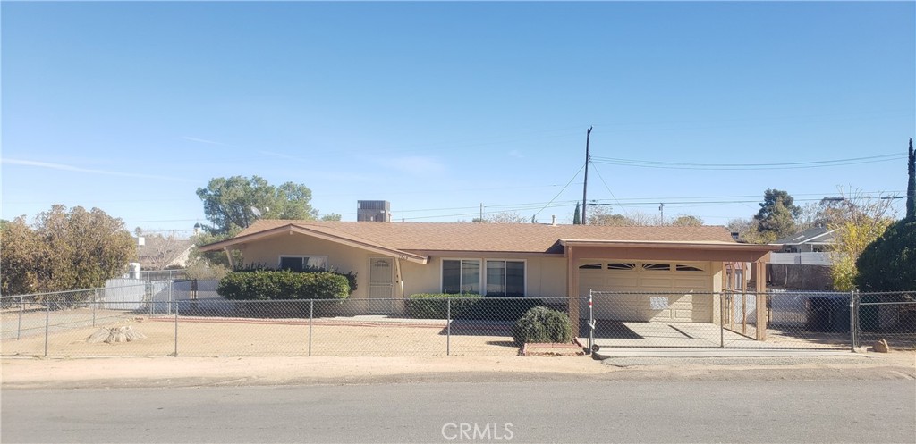 7549 Borrego Trail, Yucca Valley, CA 92284