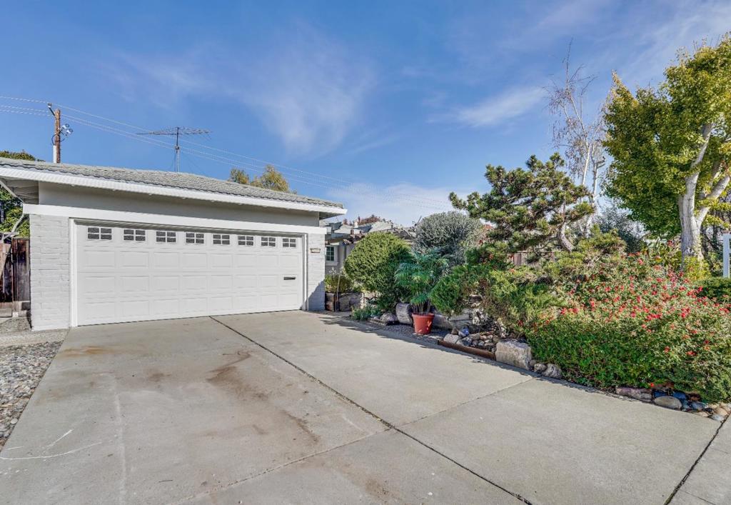 1033 Cassia Way, Sunnyvale, CA 94086