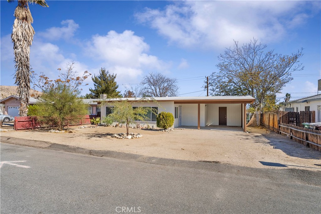 7101 Tamarisk Avenue, Yucca Valley, CA 92284