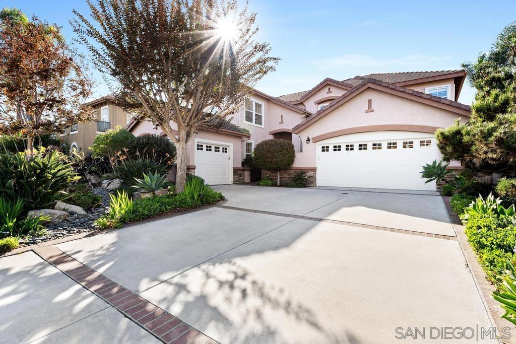 6579 Robinea Dr, Carlsbad, CA 92011