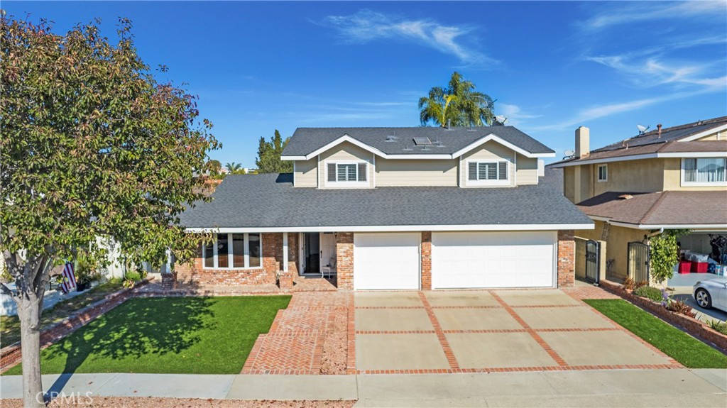 5261 Kenilworth Drive, Huntington Beach, CA 92649